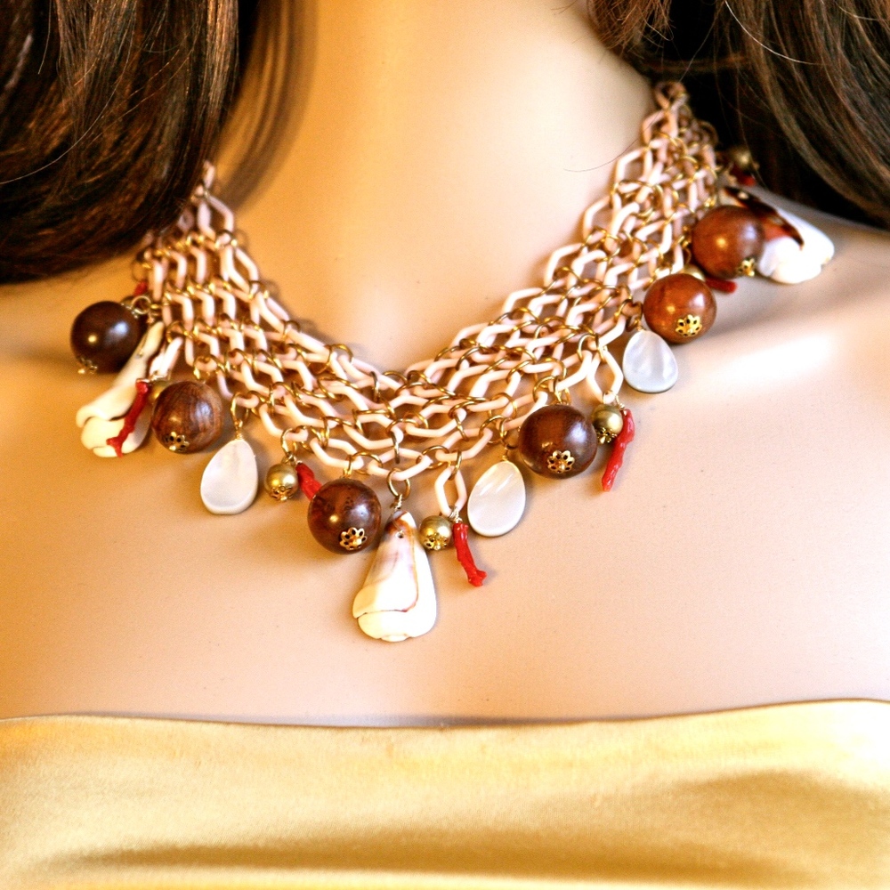 WENDY MINK Shells Necklace